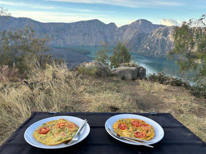 breakfast during trekking